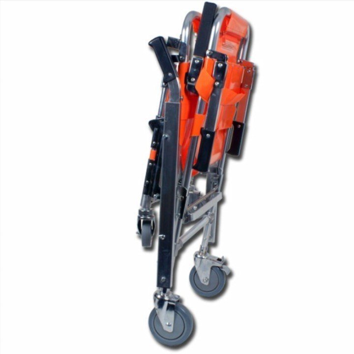 Sedia portantina a 4 ruote