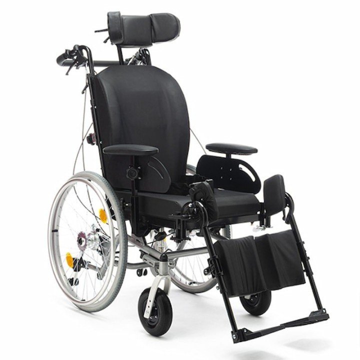 Seggiolone basculante ad autospinta