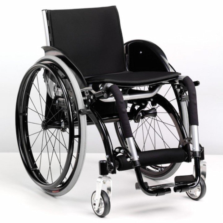 Carrozzina ACTIVA 4 LIFE