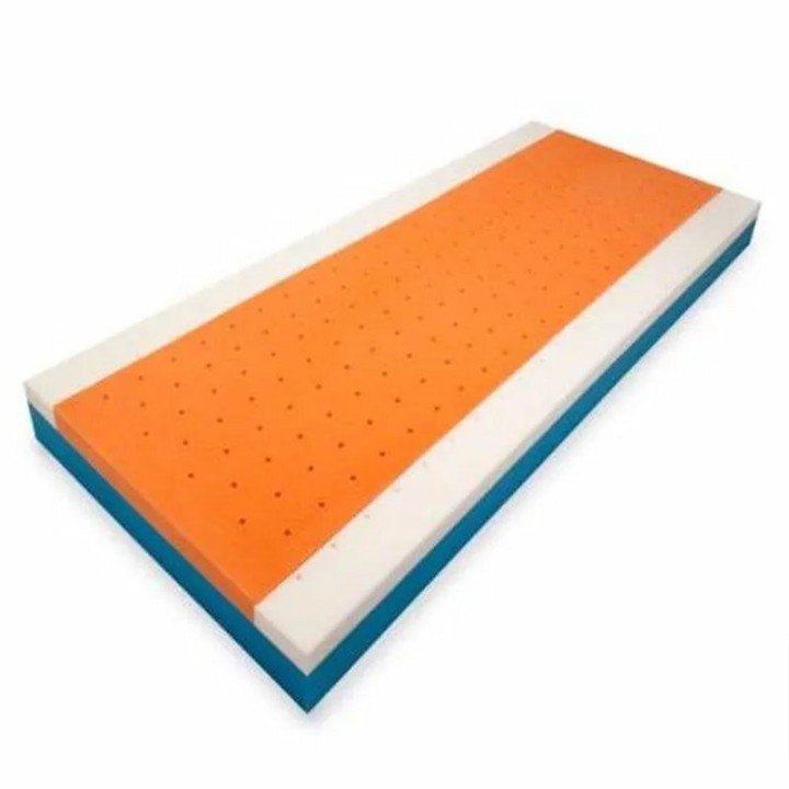 Materasso bicomponente in poliuretano e memory foam