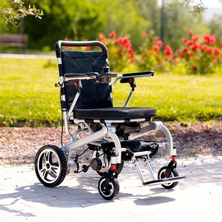 Carrozzina elettrica pieghevole ROMA | Spedizione gratuita