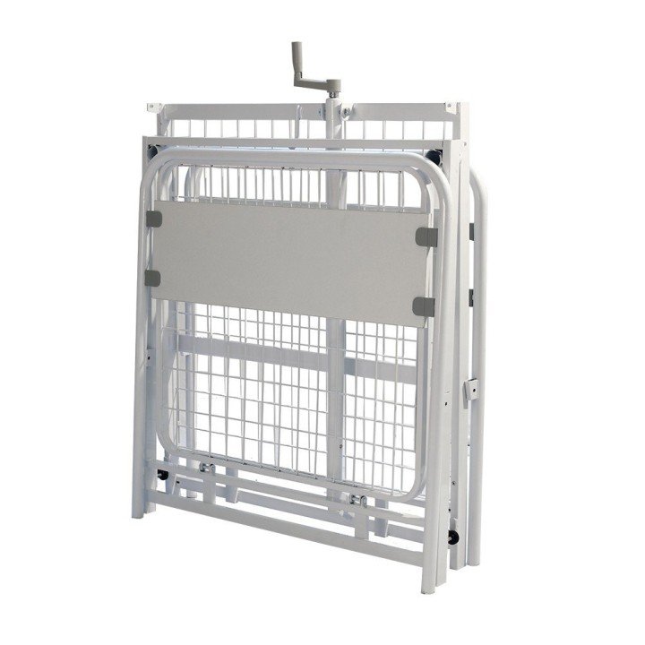 Letto pieghevole a rete con una manovella