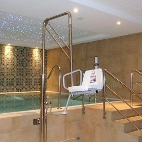 Elevatore per piscina Torvisca - Ortoitaliana Sollevatori per piscine