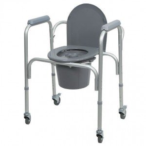 Sedia comoda con ruotini regolabile in altezza